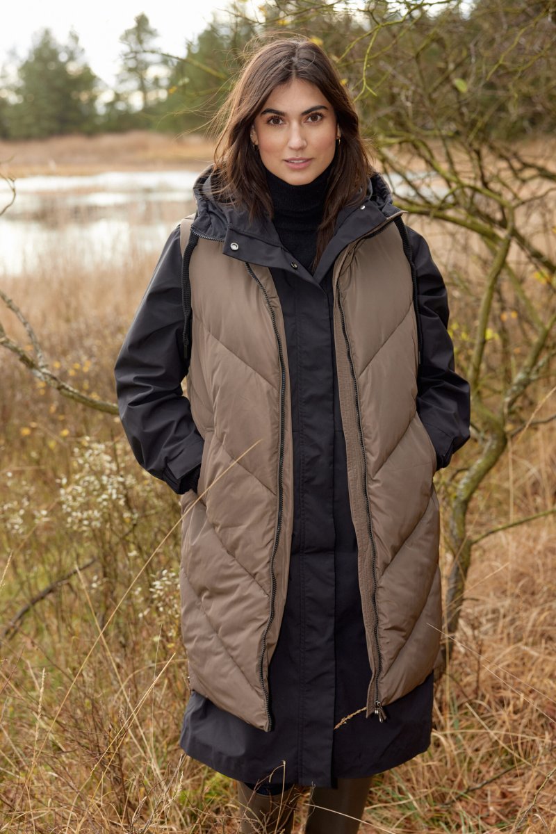 Cappotto SC-Milma 1: Protezione e Stile per Giorni Freschi - immagine 5