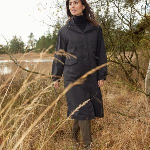 Cappotto SC-Milma 1: Protezione e Stile per Giorni Freschi