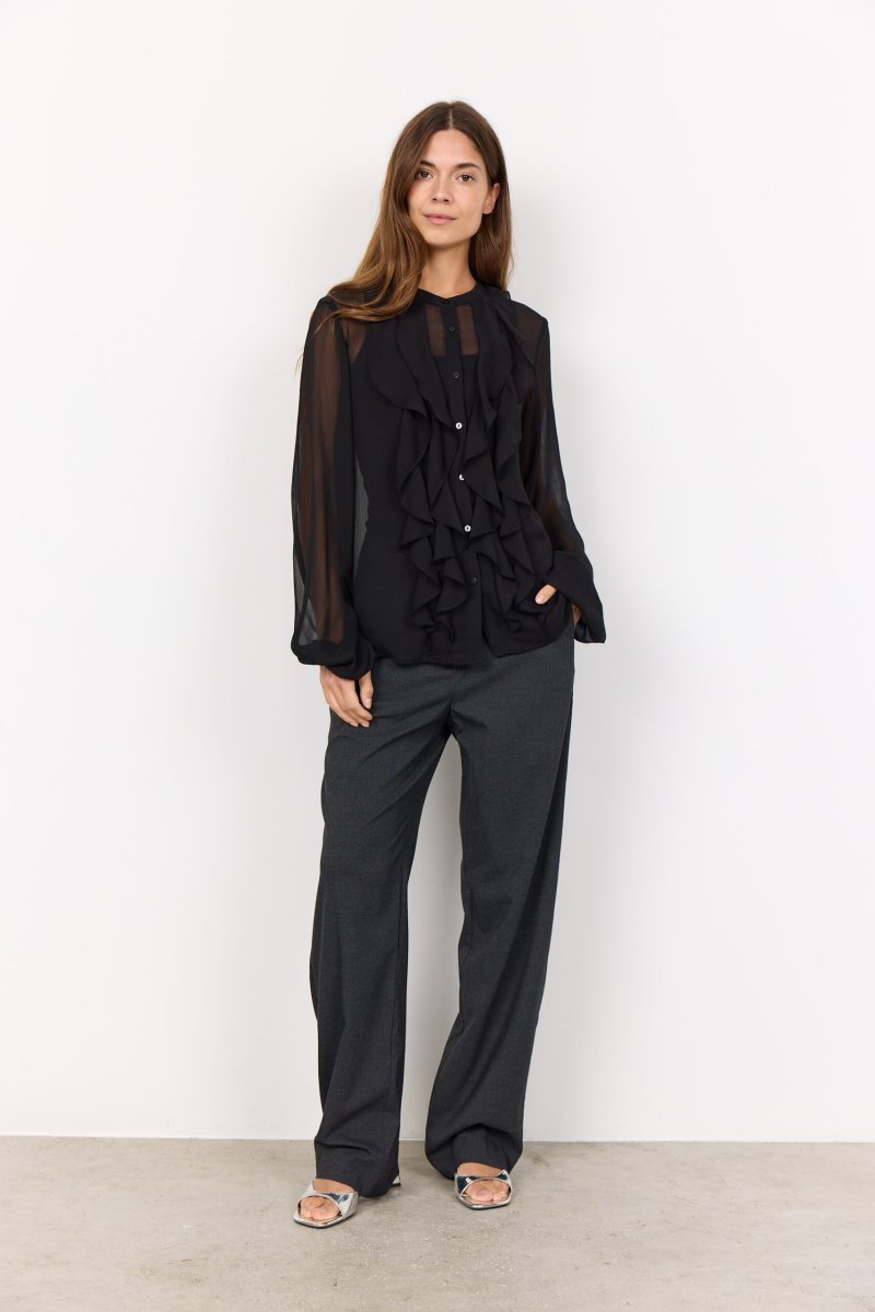 Blusa con Volant nera e vaniglia – Eleganza e Sostenibilità - immagine 4