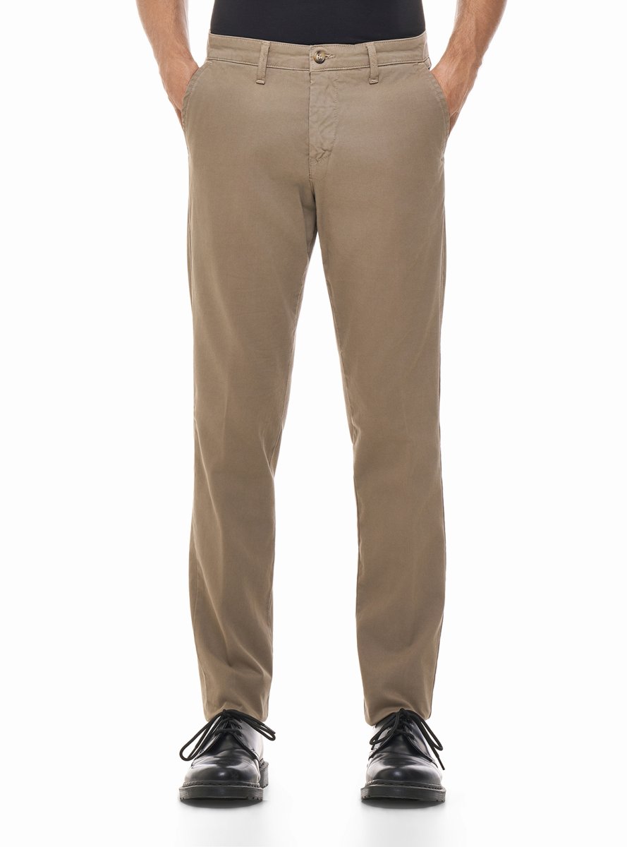 PANTALONE CON TESSUTO OPERATO A MICRO PUNTINI