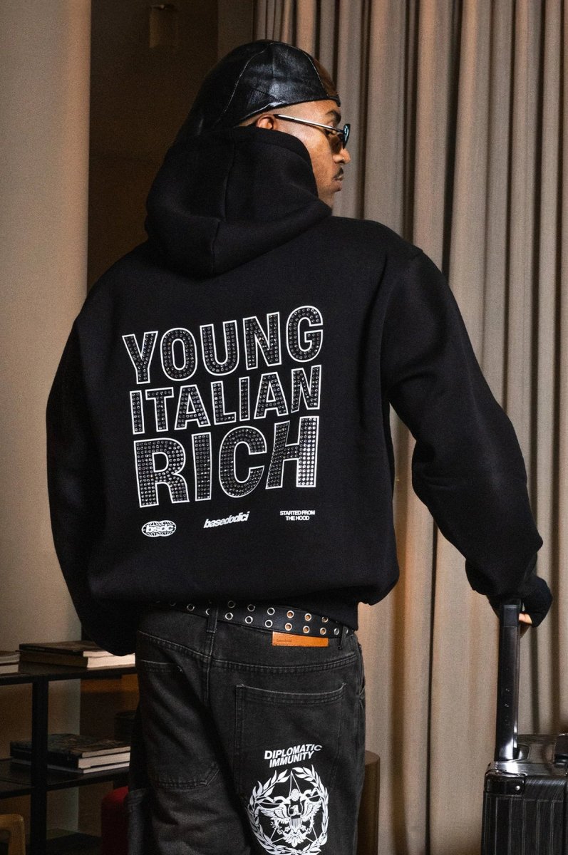 Basedodici "WORLD TOUR" Young Italian Rich Strass Hoodie Black - immagine 4