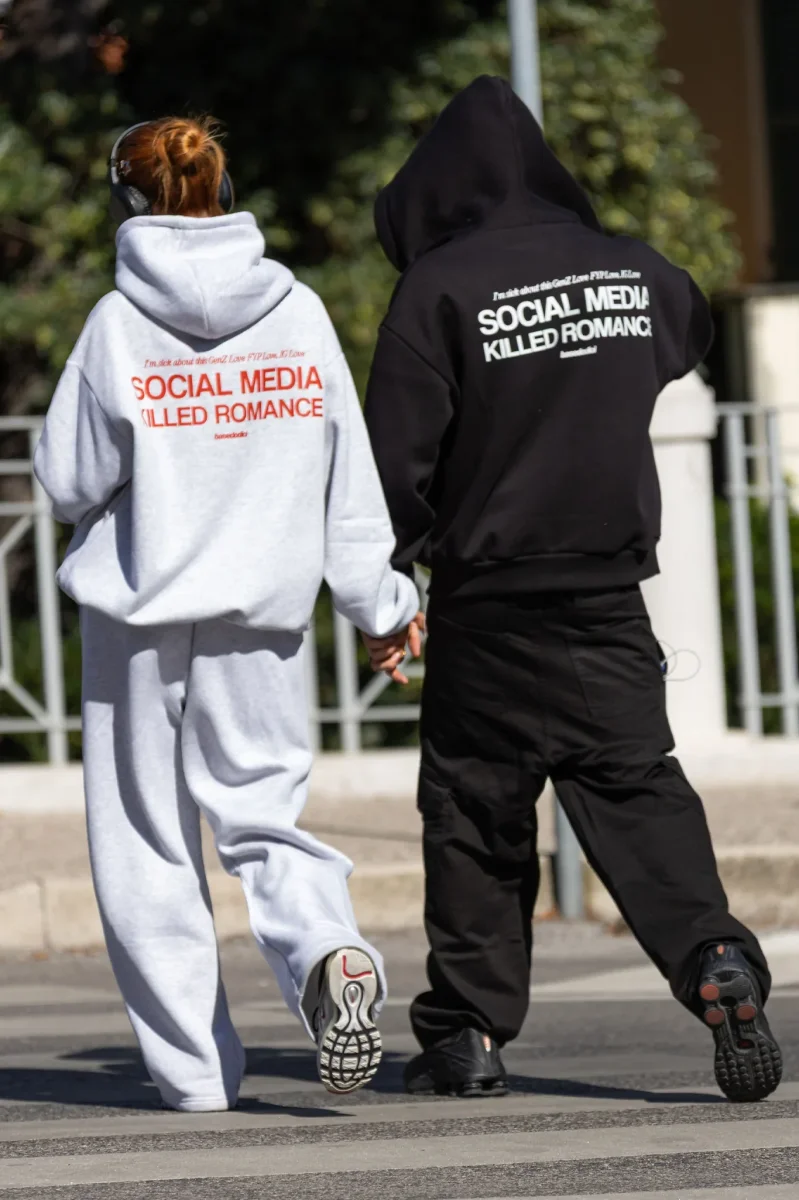Basedodici Hoodie "Social Media Killed Romance" Black/White - immagine 4