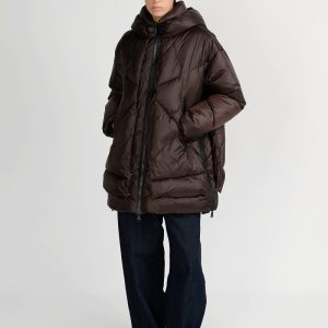 CANADIAN Eugenie mid